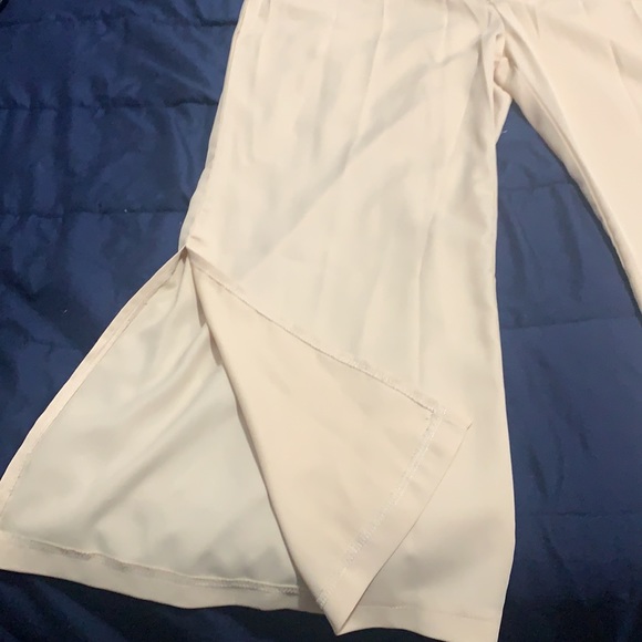 Flared Pants with side-slits- Curves - Picture 2 of 3